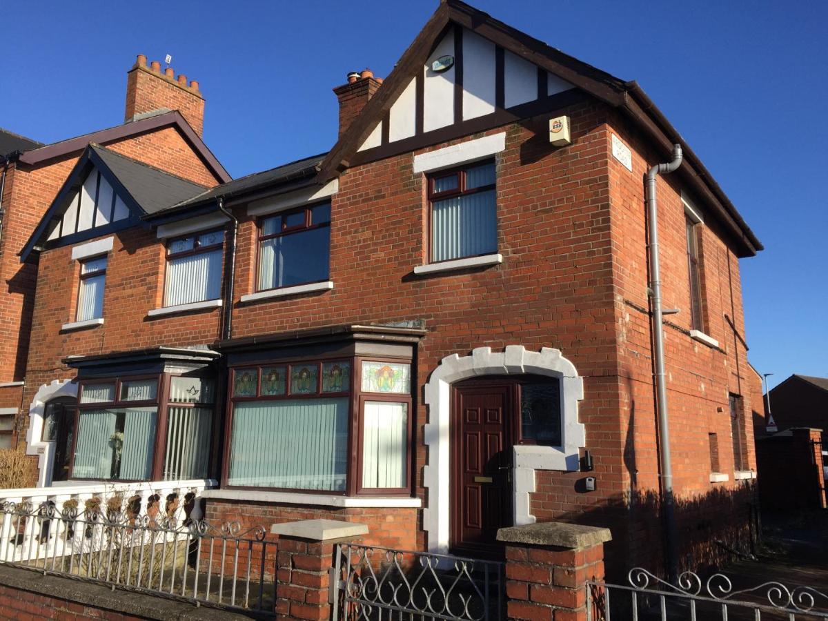 Crumlin Road Town House Belfast Exterior foto